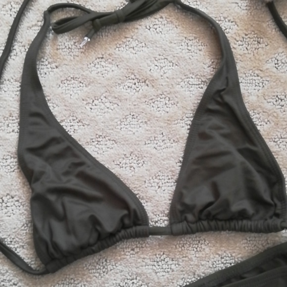 Rusty 👙 bikini - Picture 2 of 3